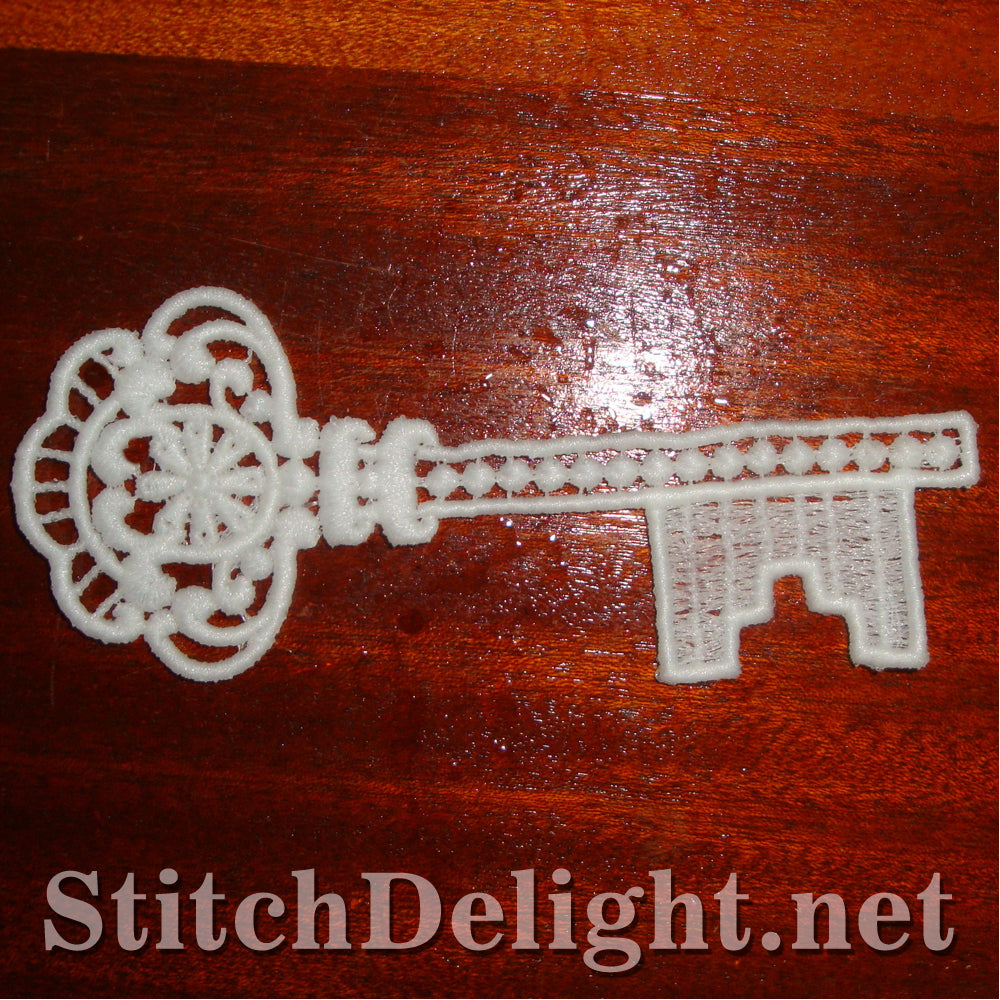 SD0923 Freestanding Lace Key