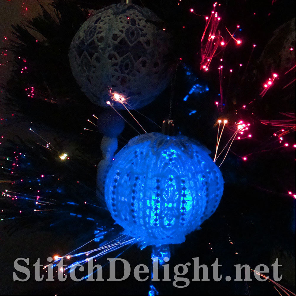 SD0838 Christmas Globes