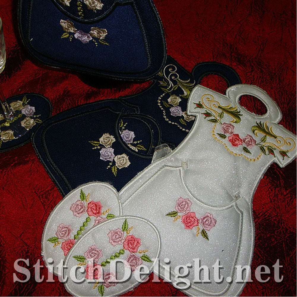 SD0906 Dainty Rose Bottle Apron