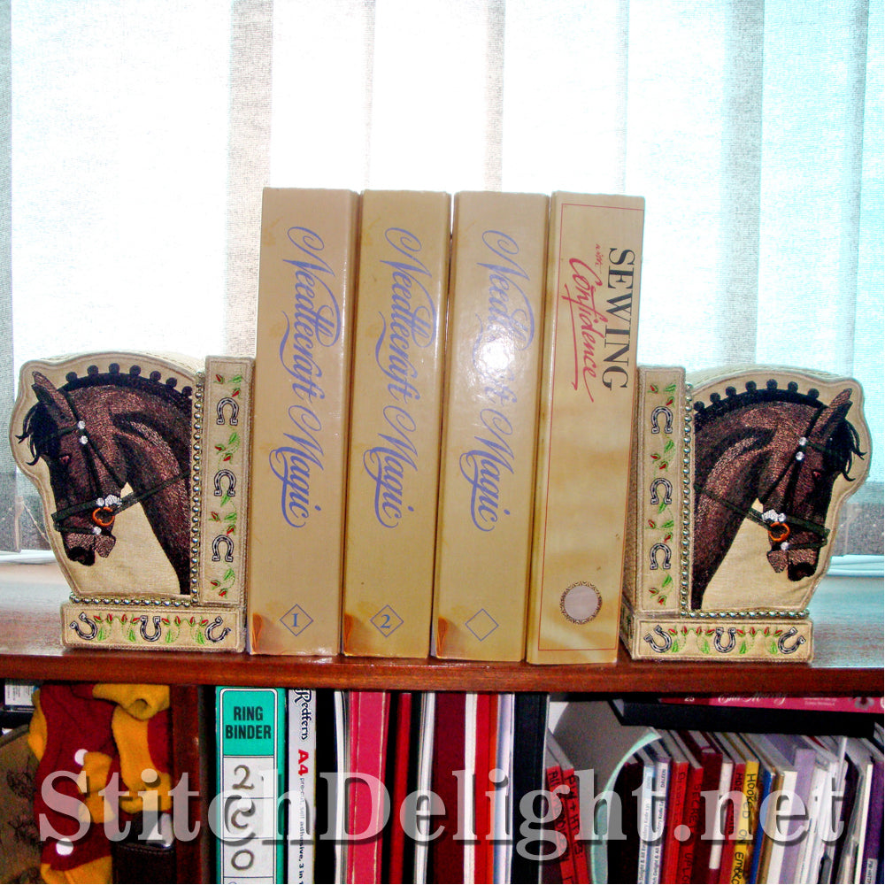 <transcy>SD1151 Serre-Livres Cheval</transcy>