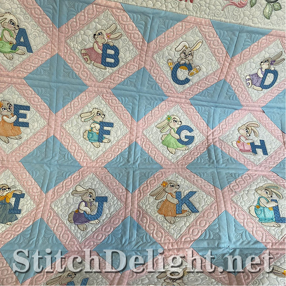 SDS1559 Hopper Quilt Set