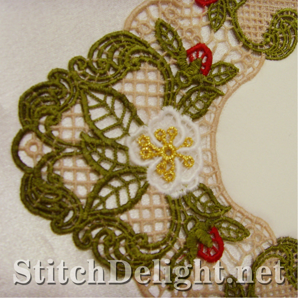 SD0574 Strawberry Lace Edging