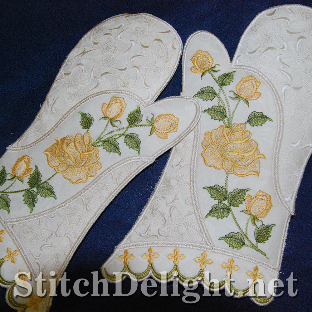 SD0707 Rose Oven Mittens