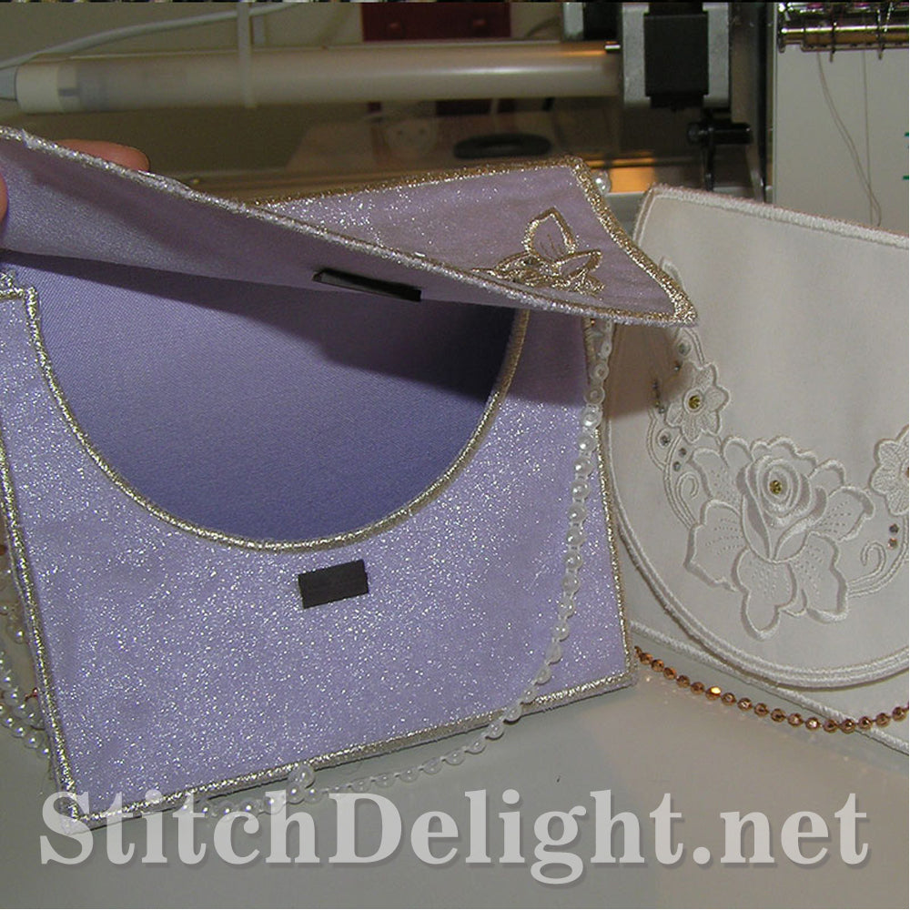 AE016 Joan Purse Bag