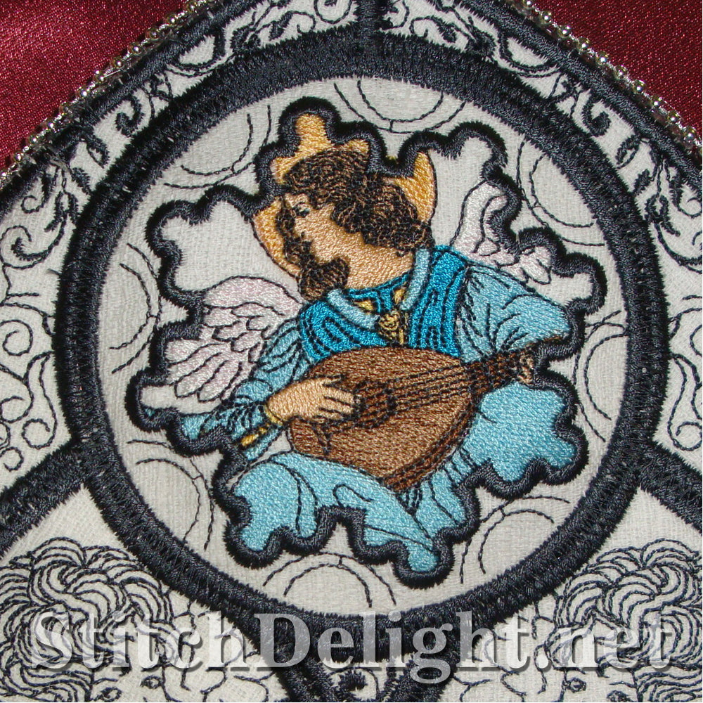 SD1174 Cathedral Window Towel Hanger