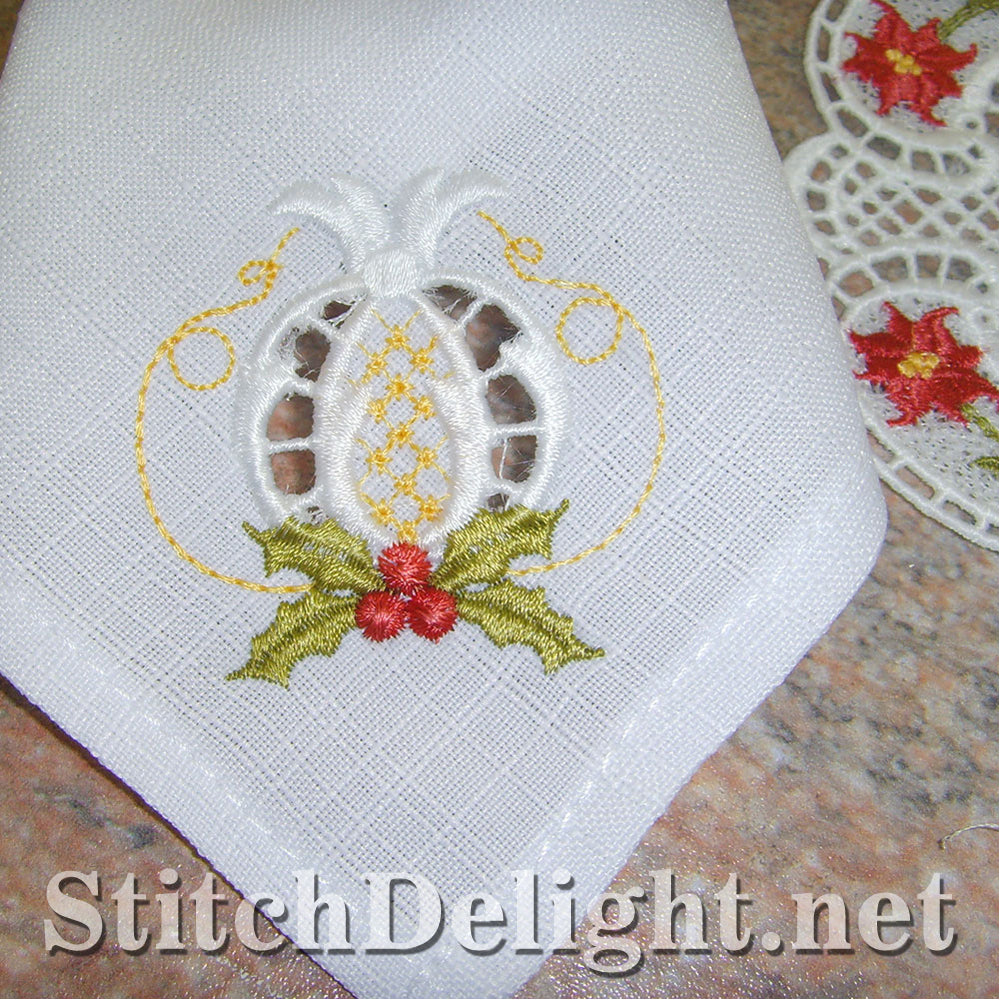 SD0614 Heirloom Christmas Cutwork