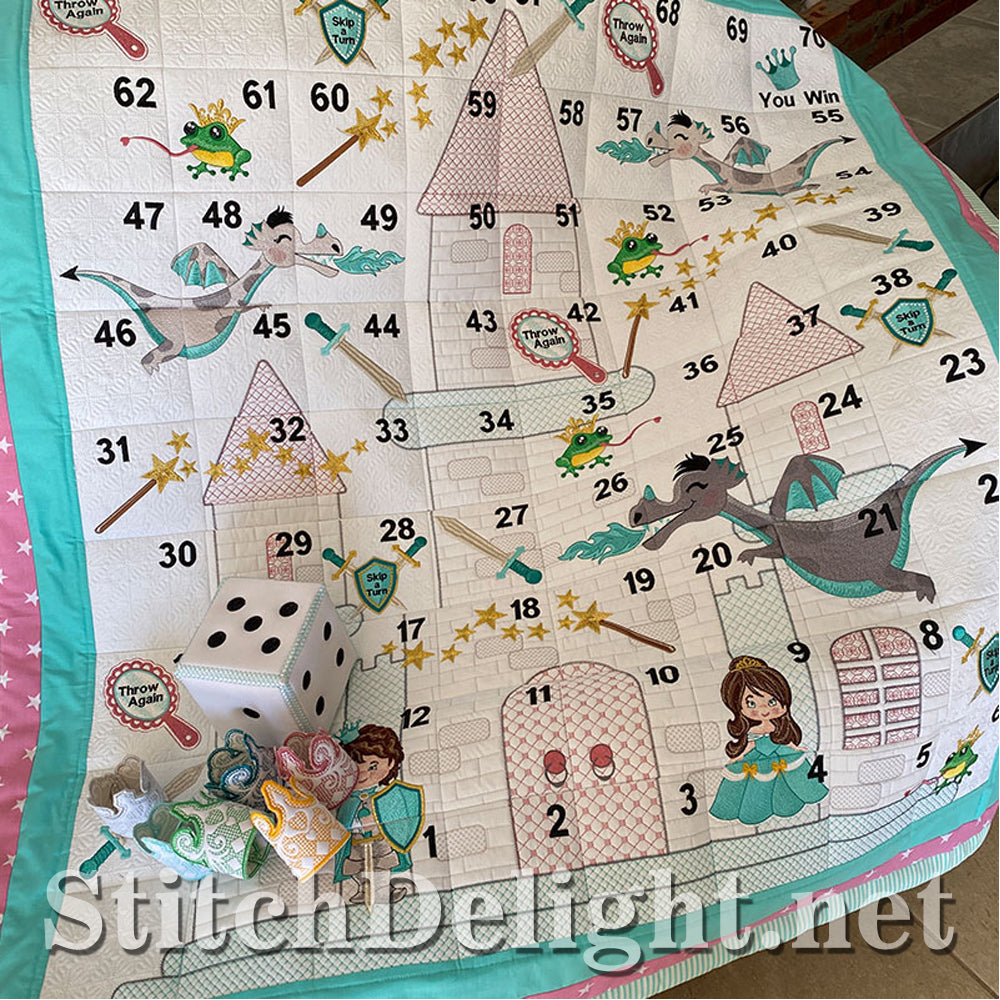 SDS1582 Fantasy Play Quilt