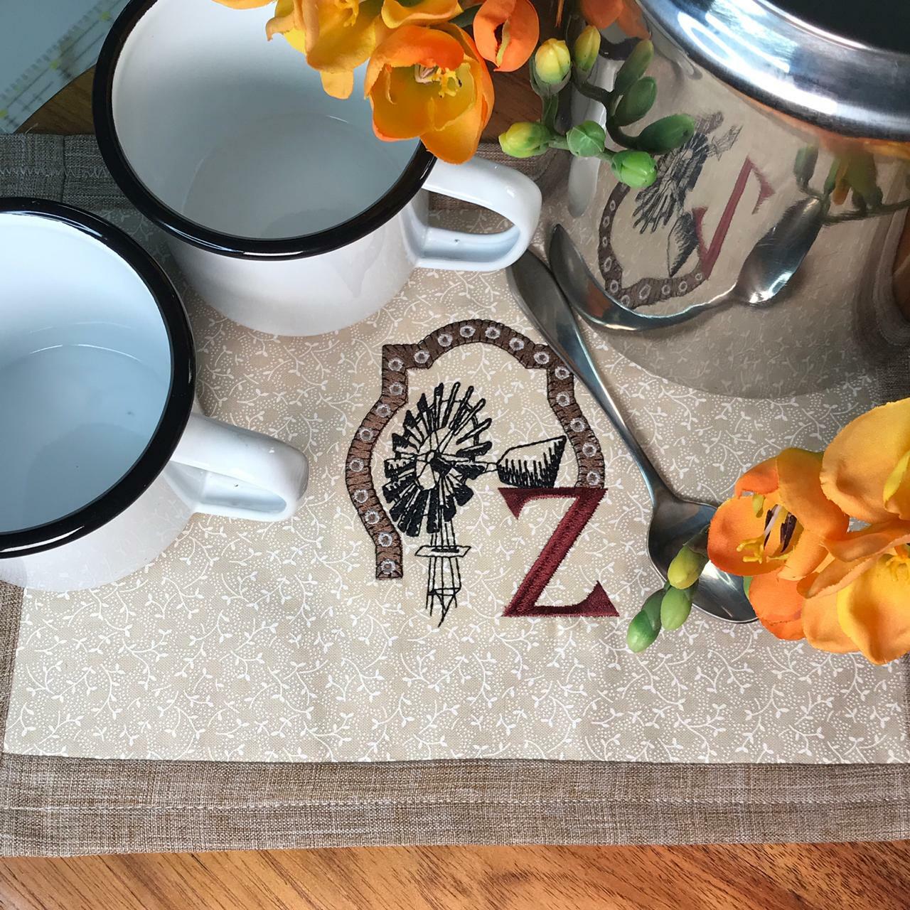 HOE0019 Windmill Bliss Font