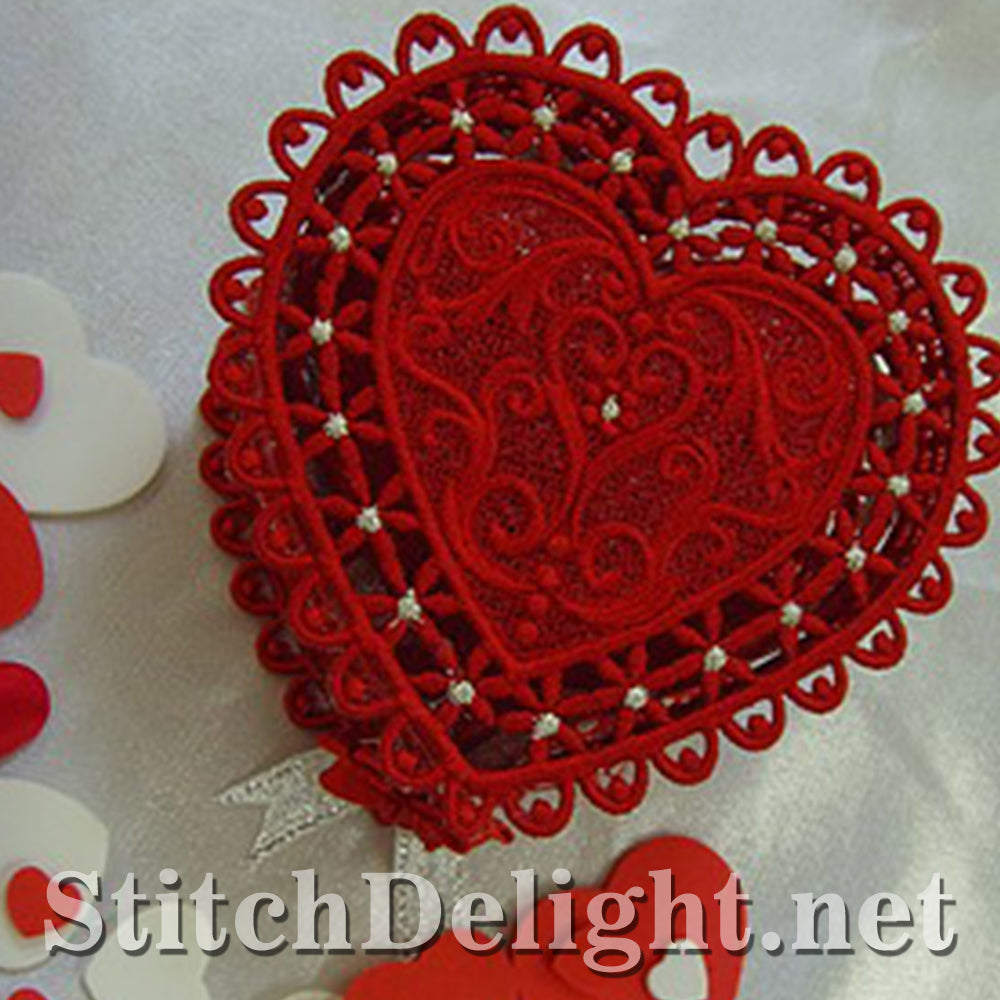 SD0562 Valentines Heart Box 2008