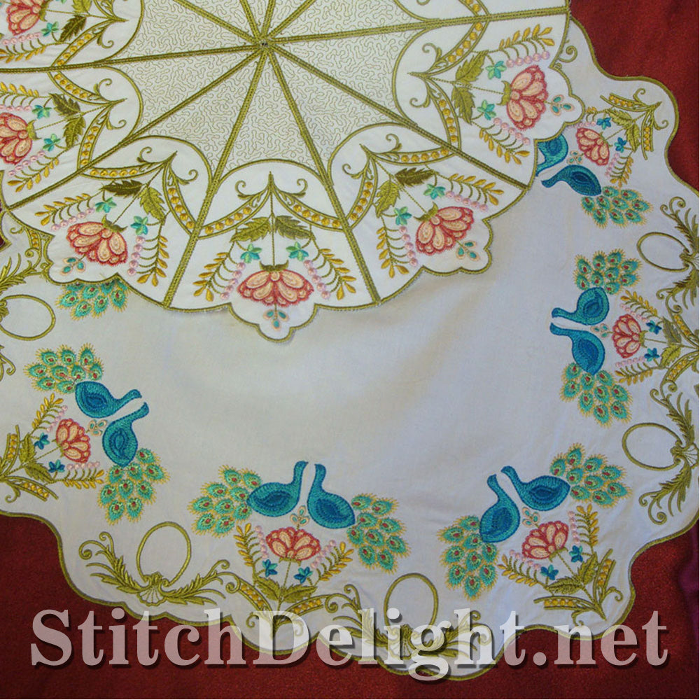 SD1023 Peacock Splendor