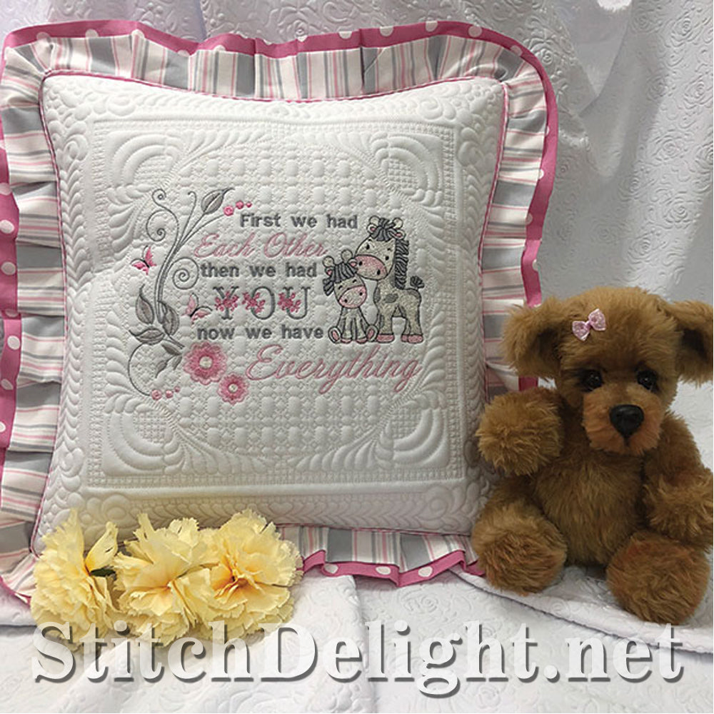 SDS1247 Raffi the Giraffe 1