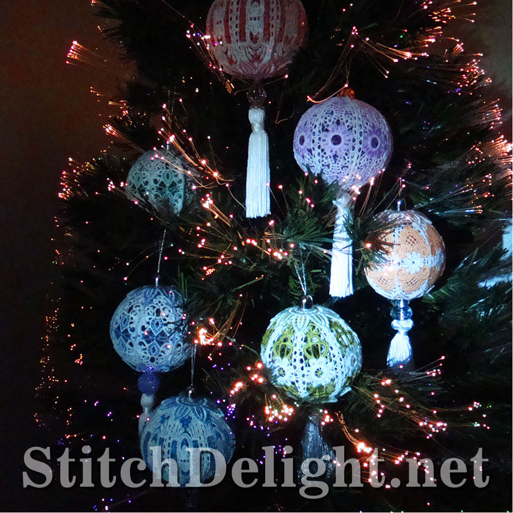 SD0838 Christmas Globes