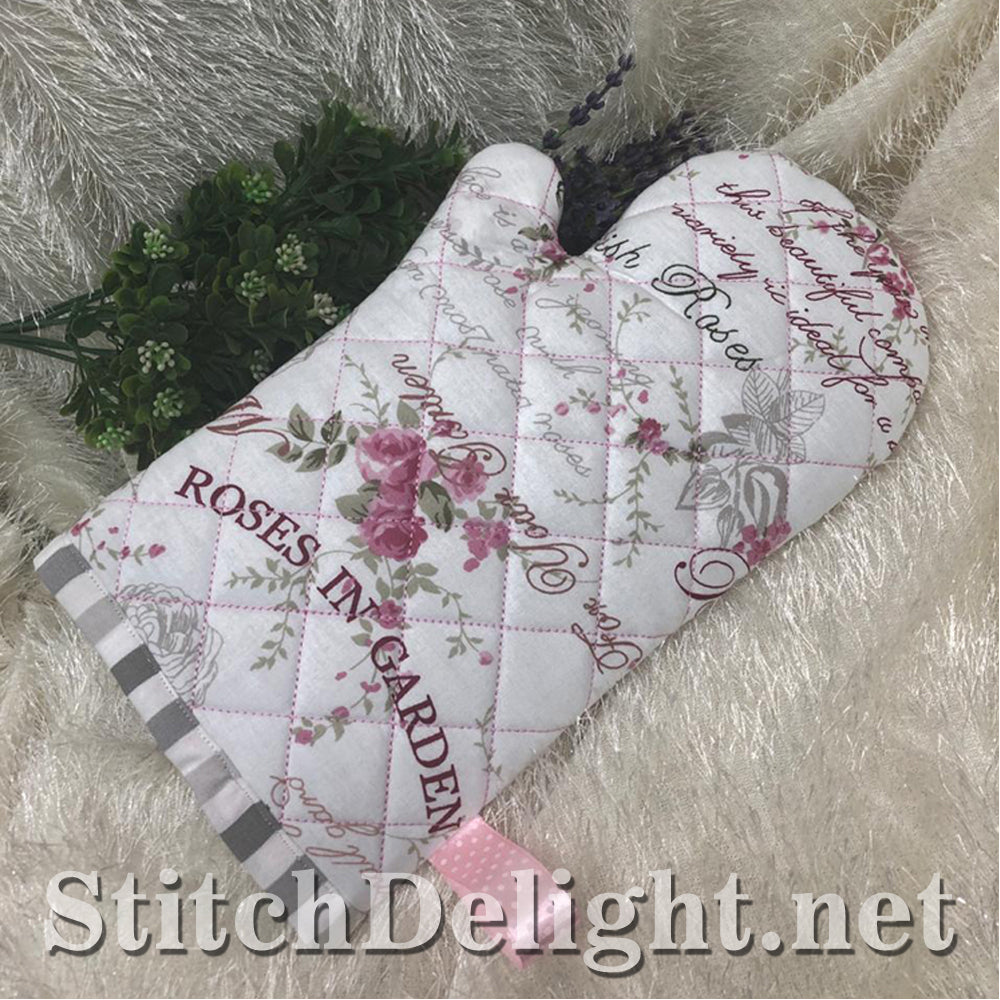 SDS1503 ITH Oven Mits