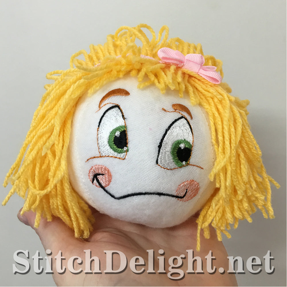 SDS1112 ITH Ragdoll Snowballs