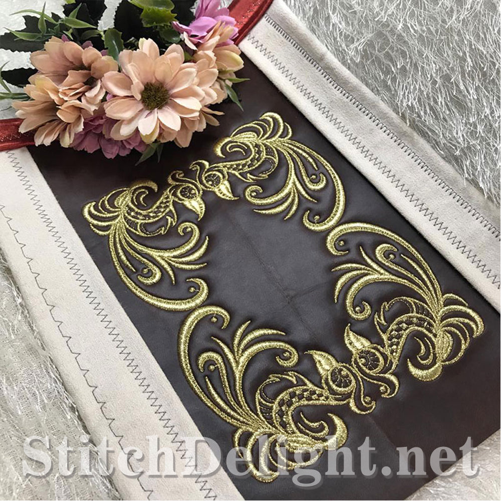 AE052 Winged Decor 6x10