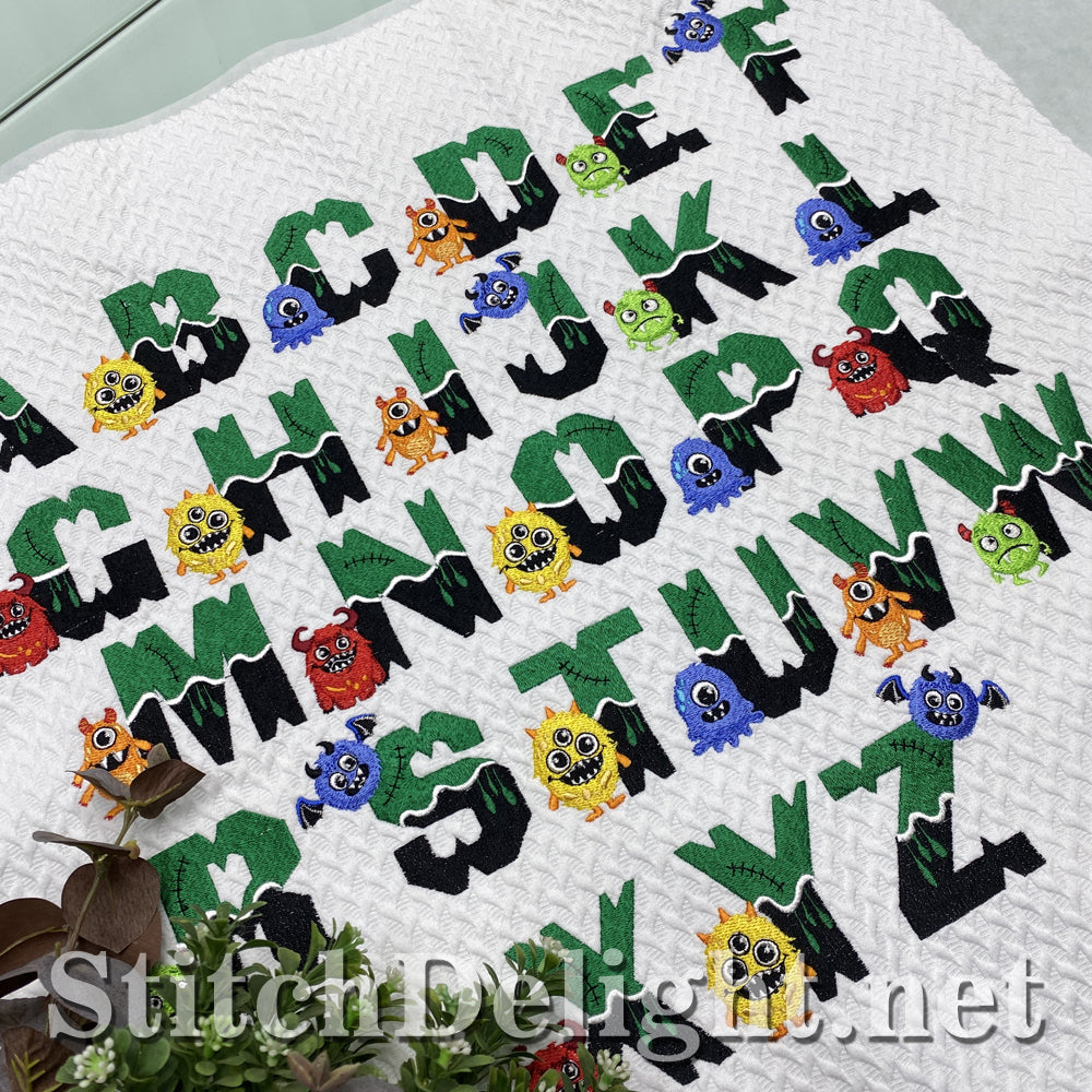 SDS1776 Scary Monster Font