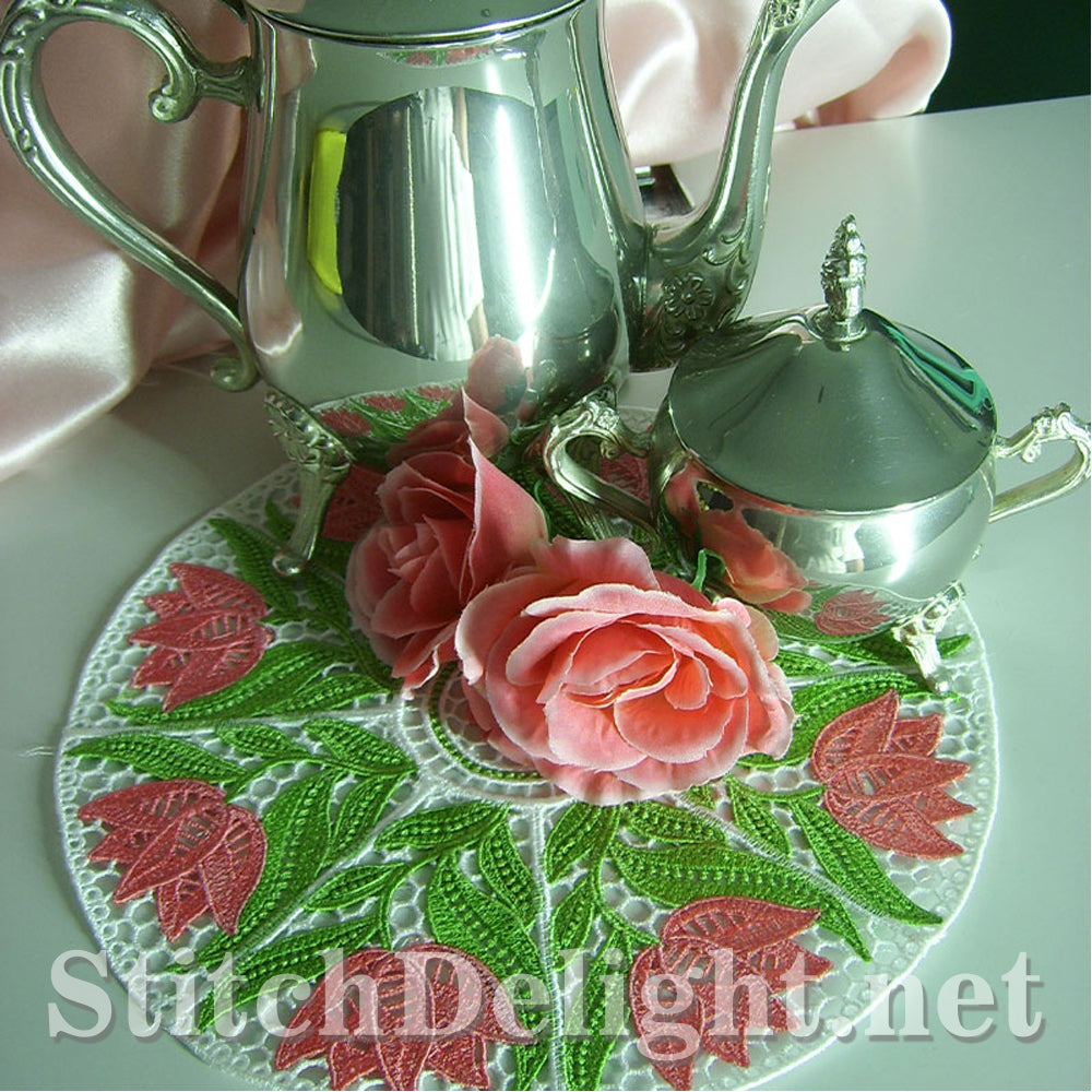 AE037 Tulip Doily