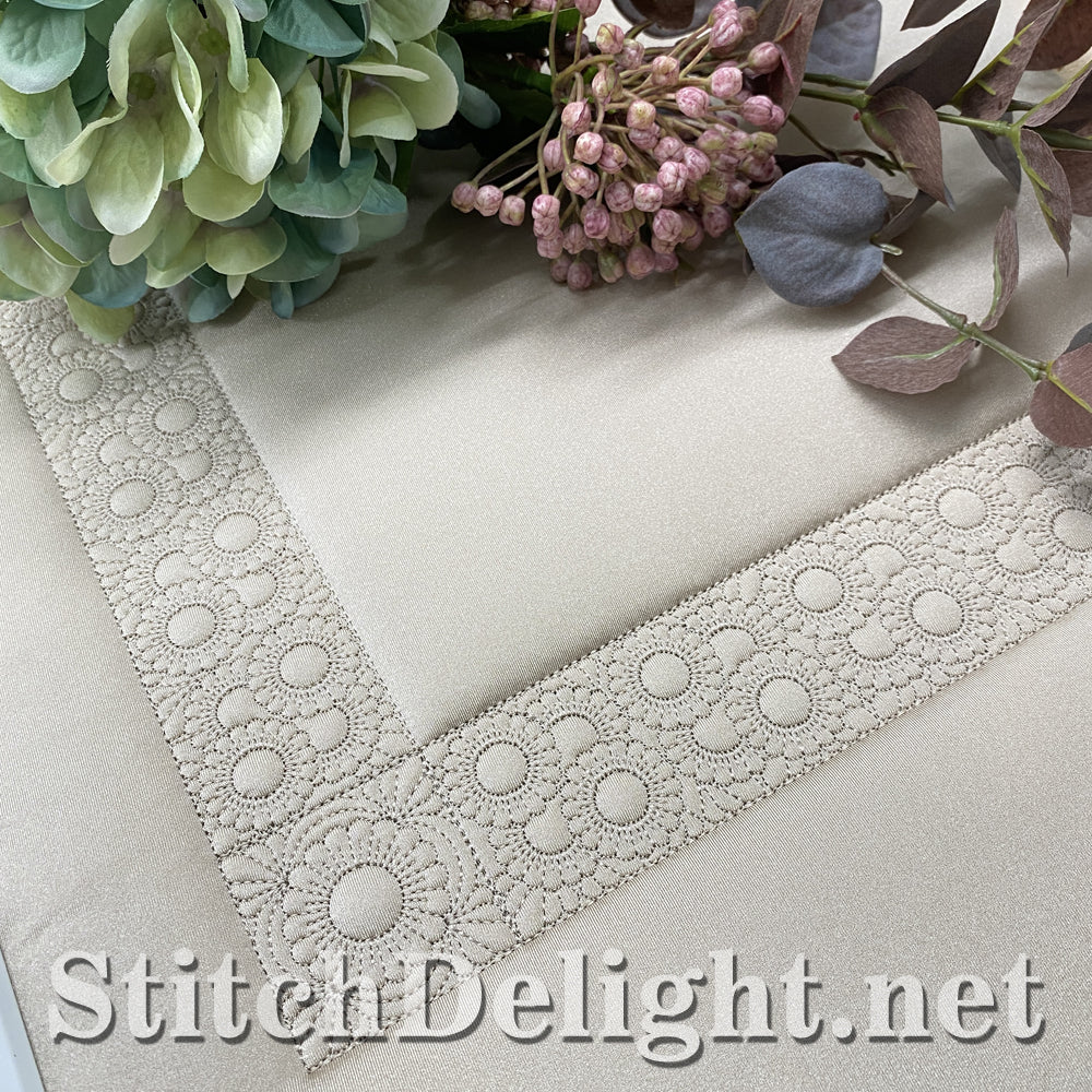 SDS1763 Mandala Rainbow Border and Corner