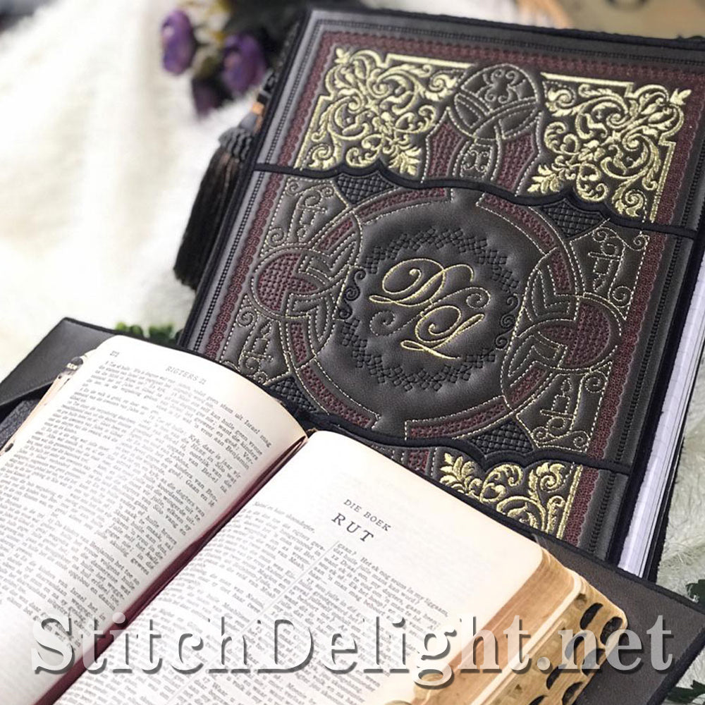 HOE0007 Vintage Book Covers