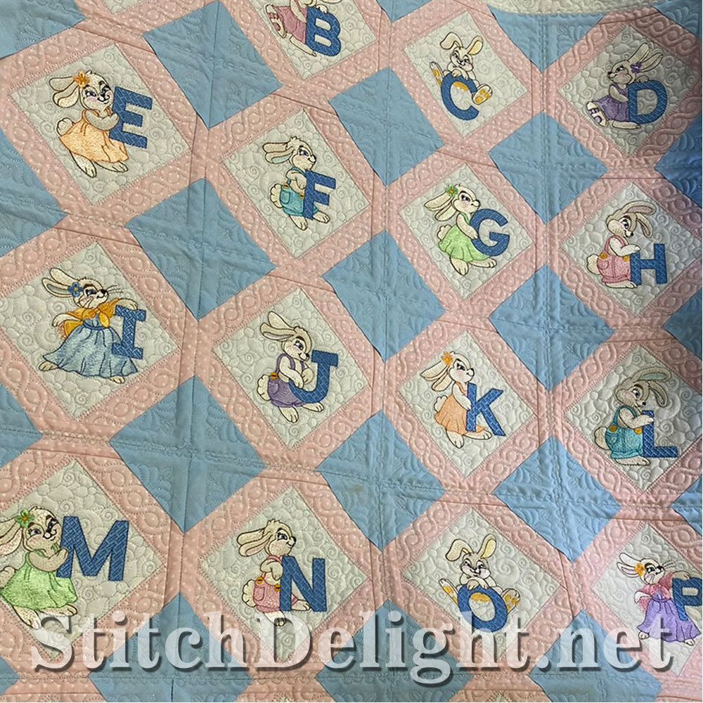 SDS1559 Hopper Quilt Set