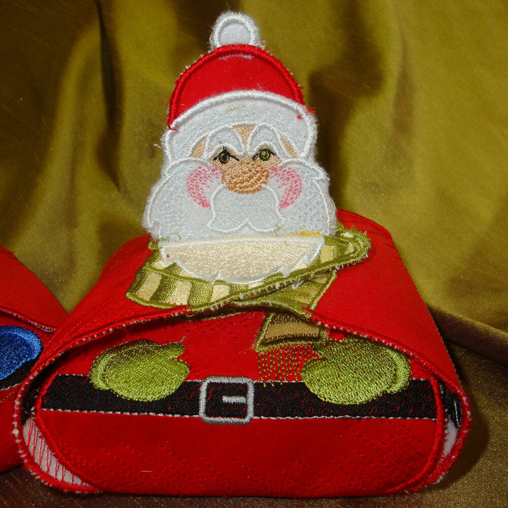 SD1038 Santa Applique Gift Boxes