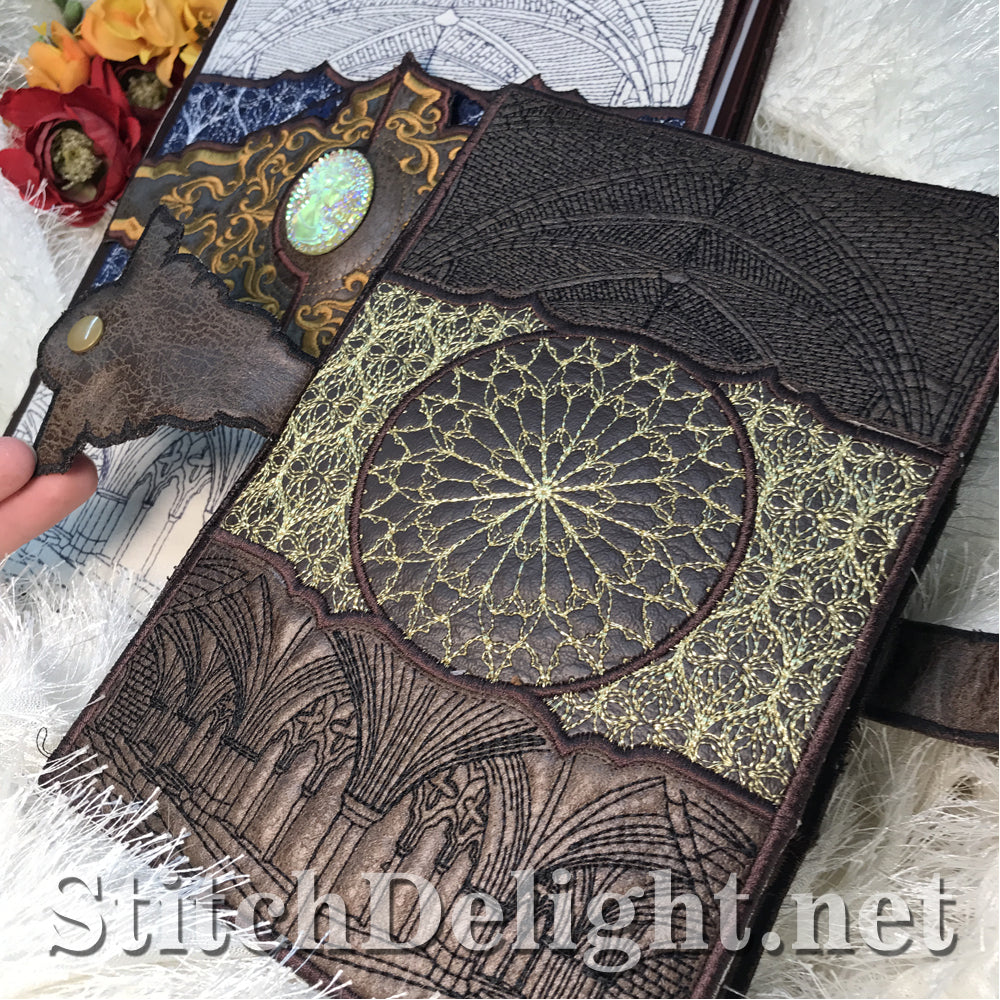 <transcy>HOE0041 Couvertures de livres gothiques</transcy>