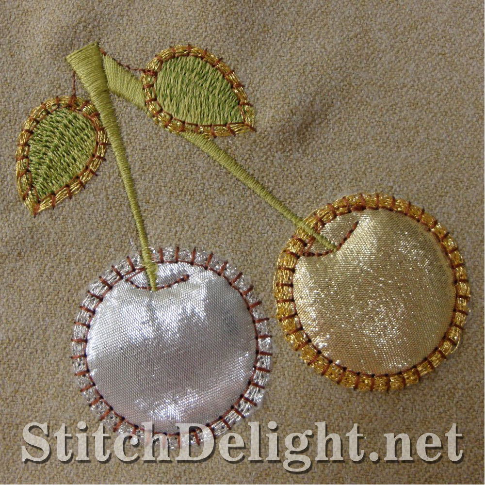 SD0715 Goldwork Applique 1