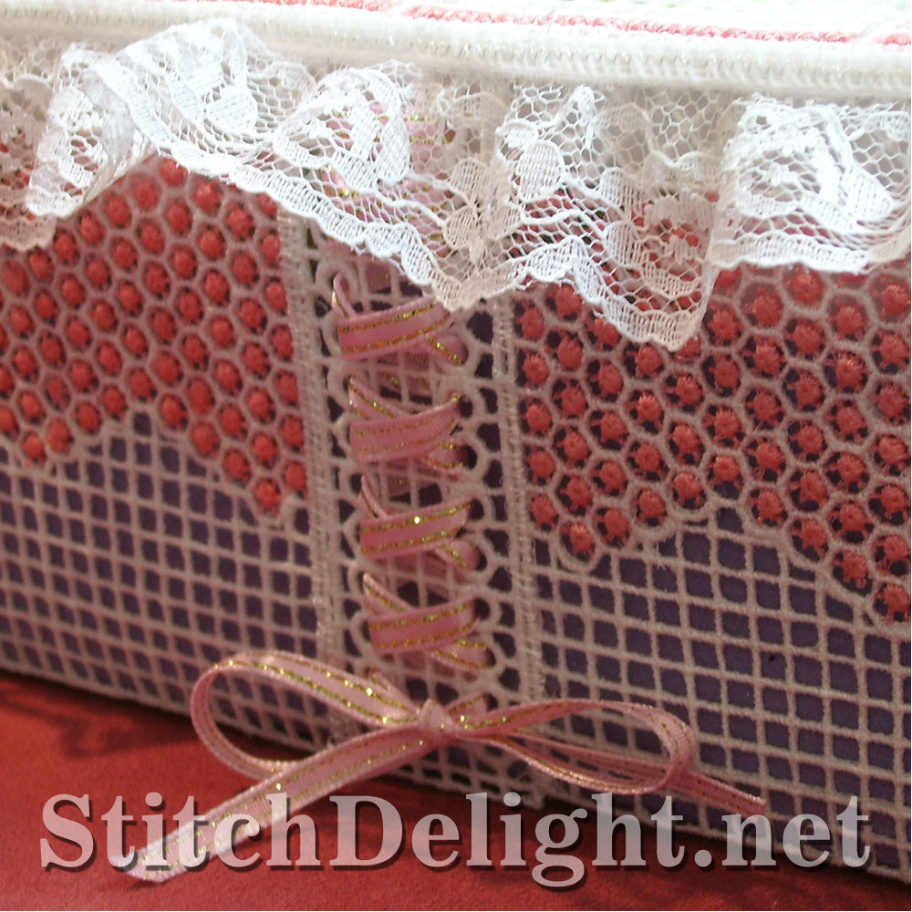 SD0502 Tissue Box In Lace