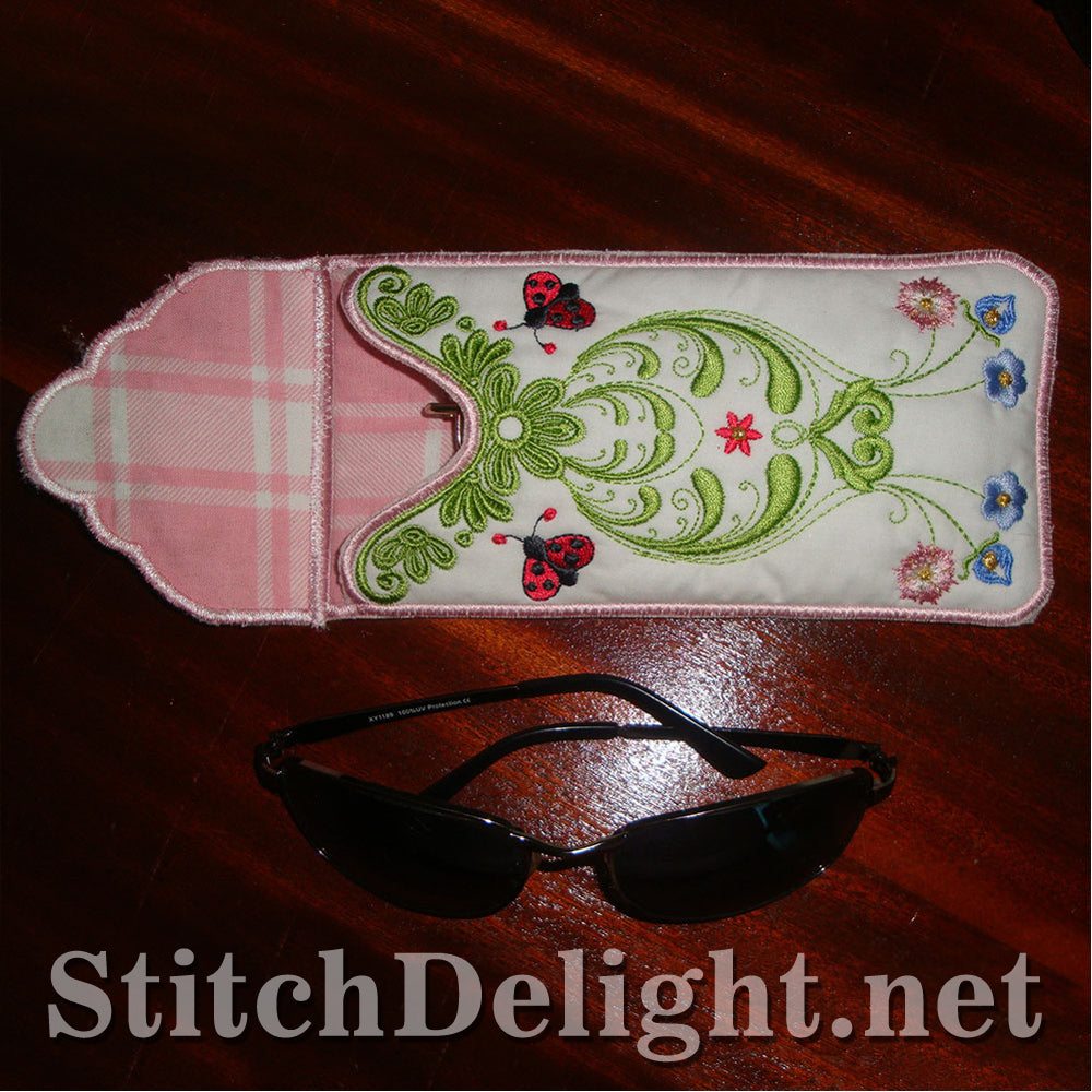 SD0893 Spring Eyeglass Case 1