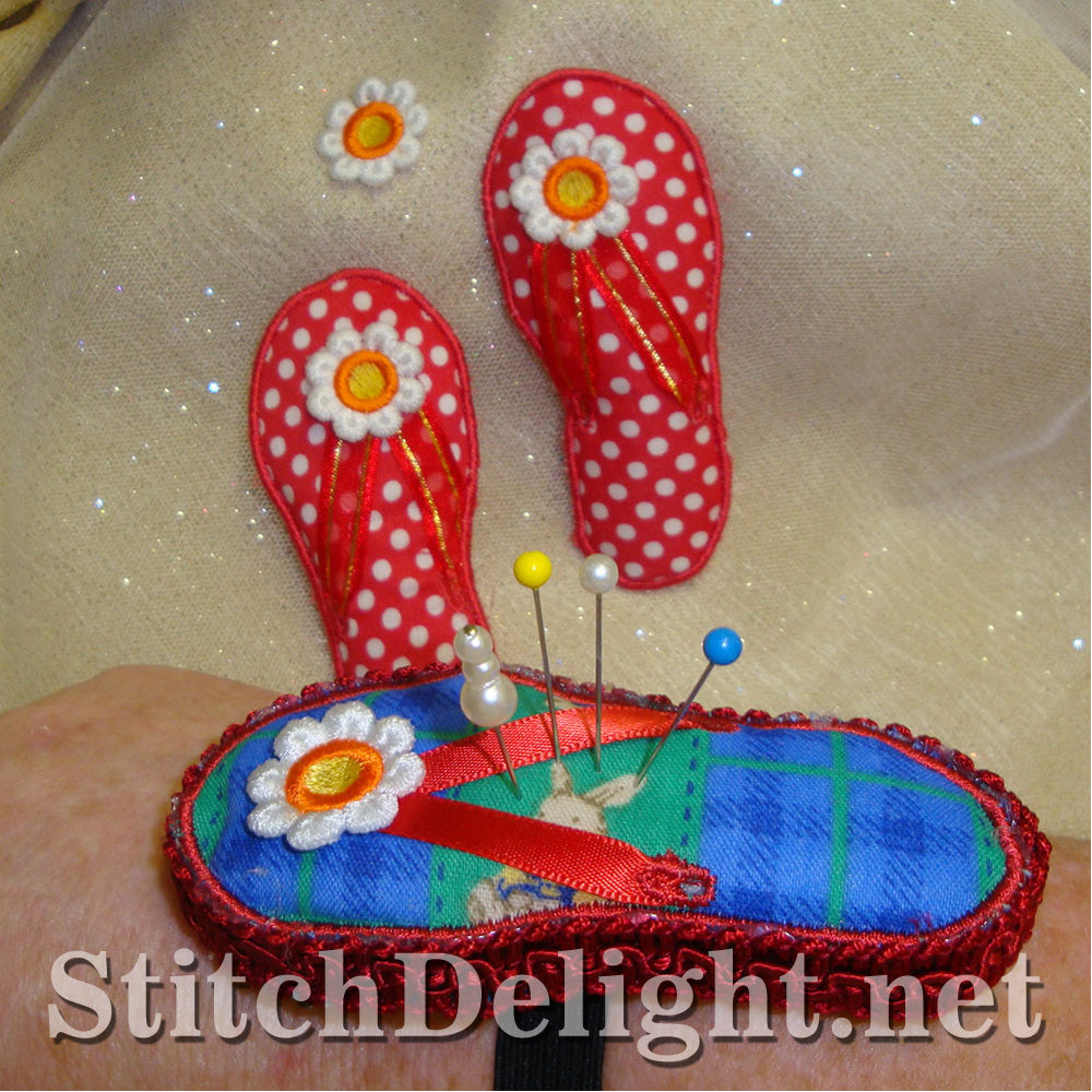 SD0876 FlipFlop Pincushion