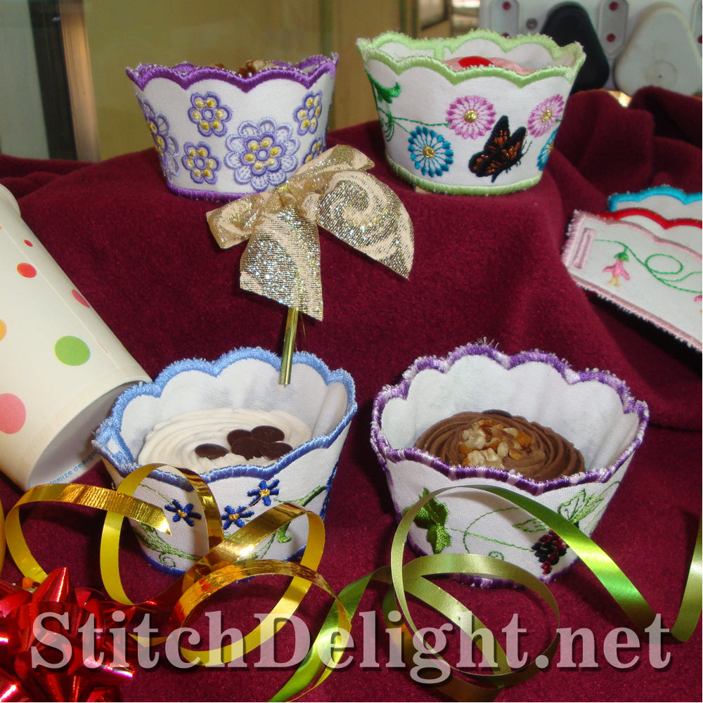 SD1183 CupCake Holders 1
