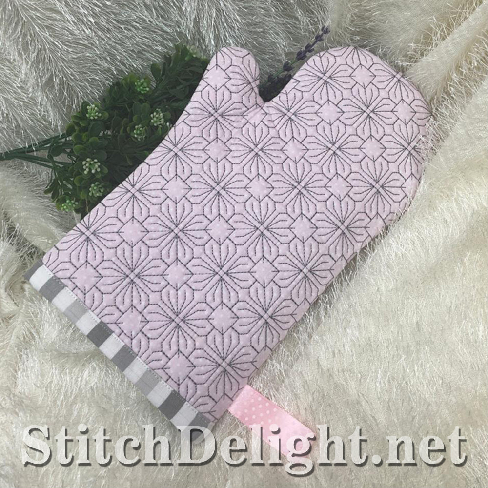 SDS1503 ITH Oven Mits