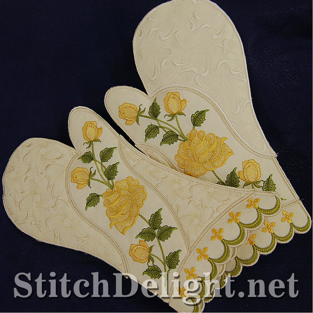 SD0707 Rose Oven Mittens