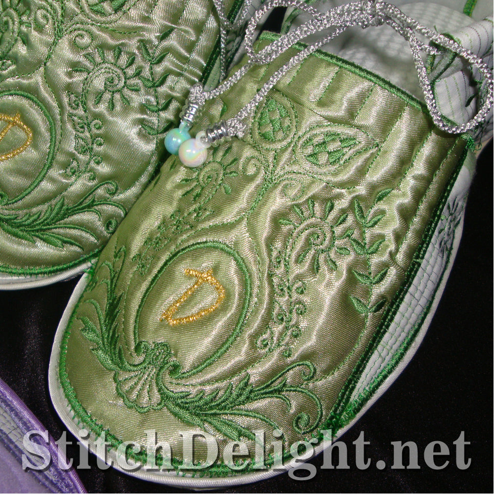 <transcy>SD1127 Comfy Footsies 3 Monogrammé</transcy>