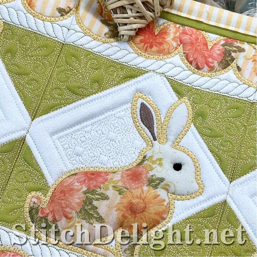 SDS4208 Rabbit Table Runner