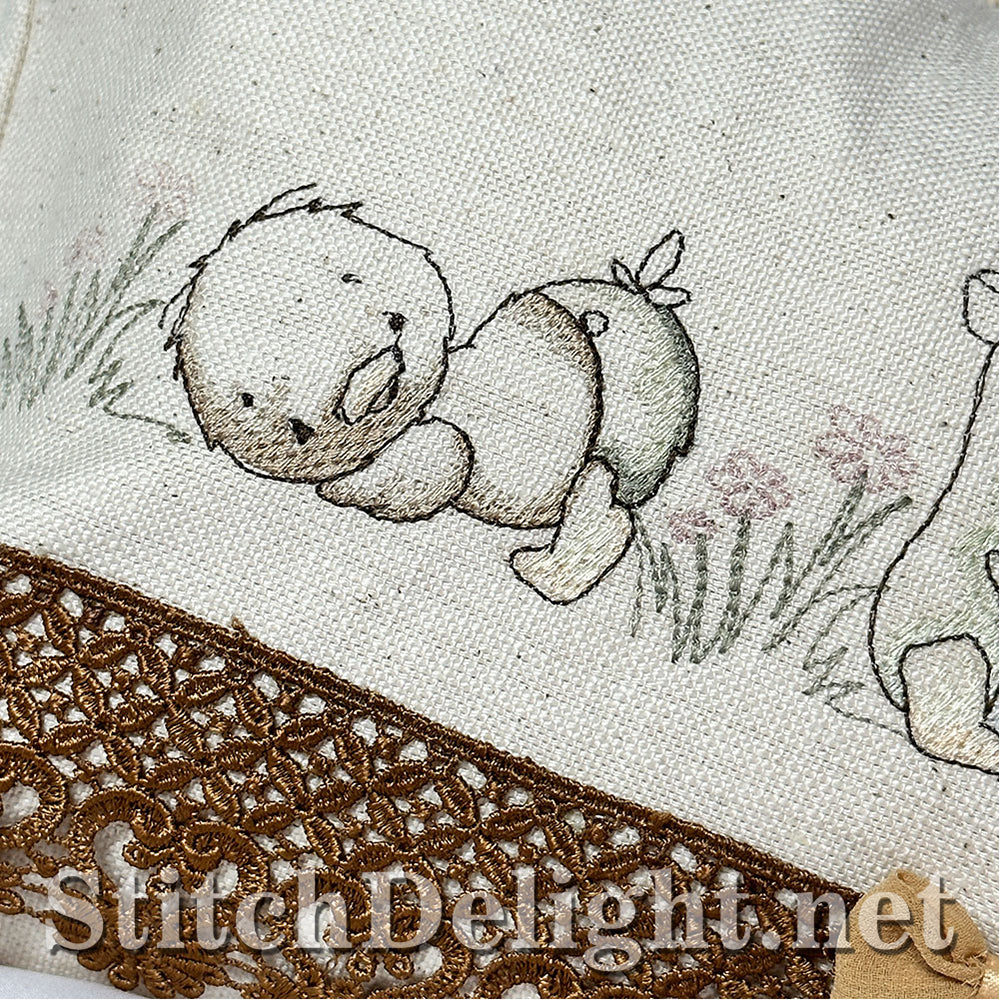 SDS4212 Vintage Baby Duckling