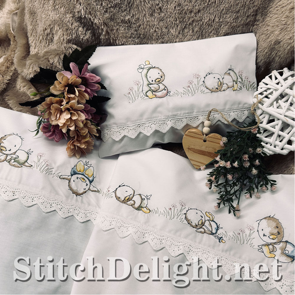 SDS4212 Vintage Baby Duckling