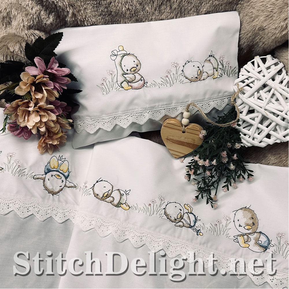 SDS4212 Vintage Baby Duckling