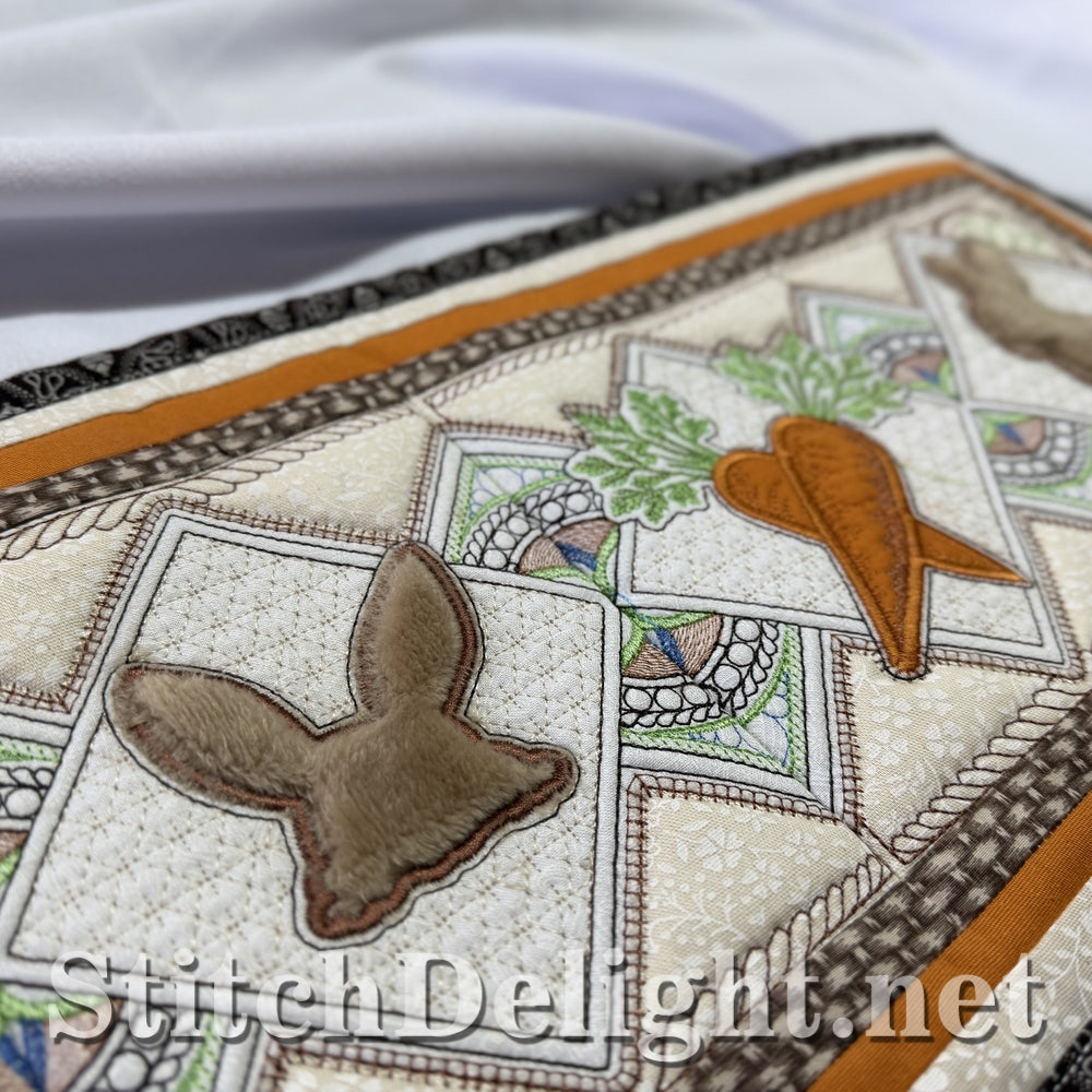 SDS3421 Bunny Table Runner