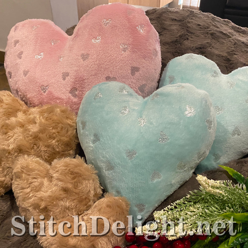 SDS3132 ITH Heart Shape Pillows