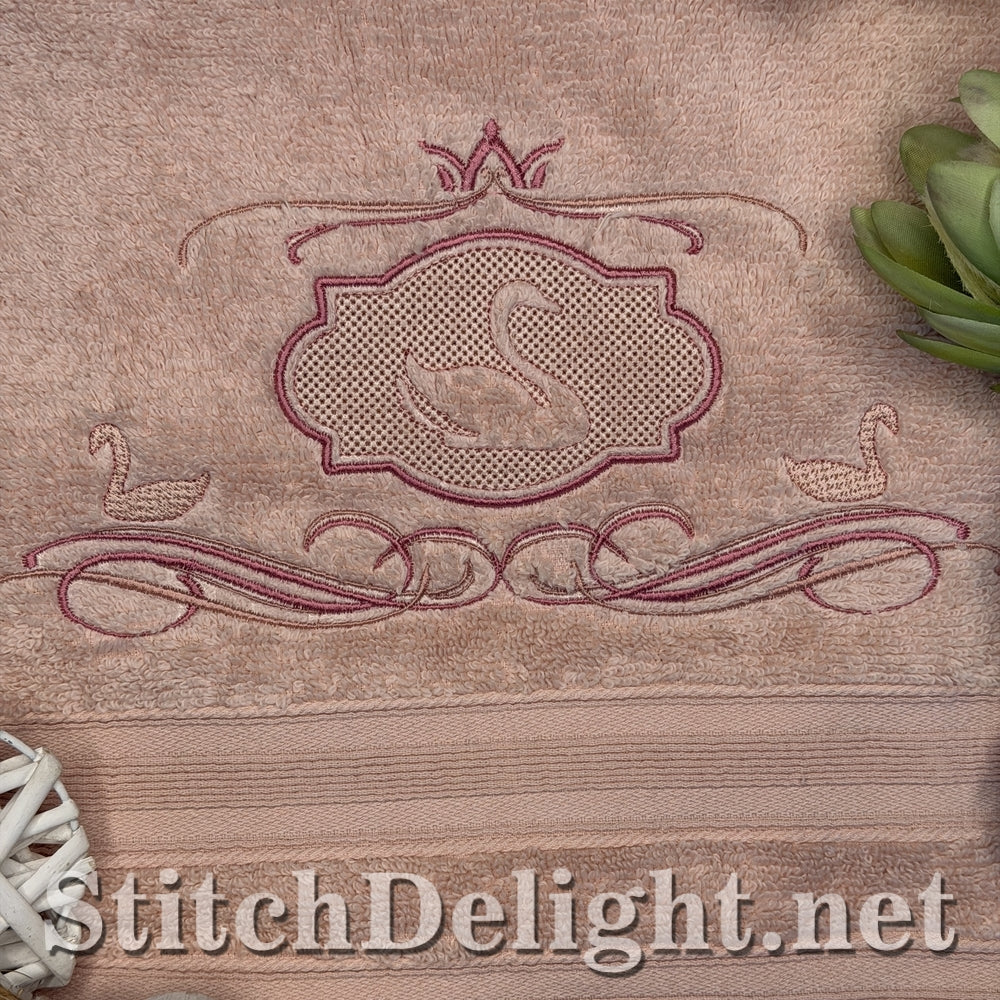 SDS3426 Embossed Swan