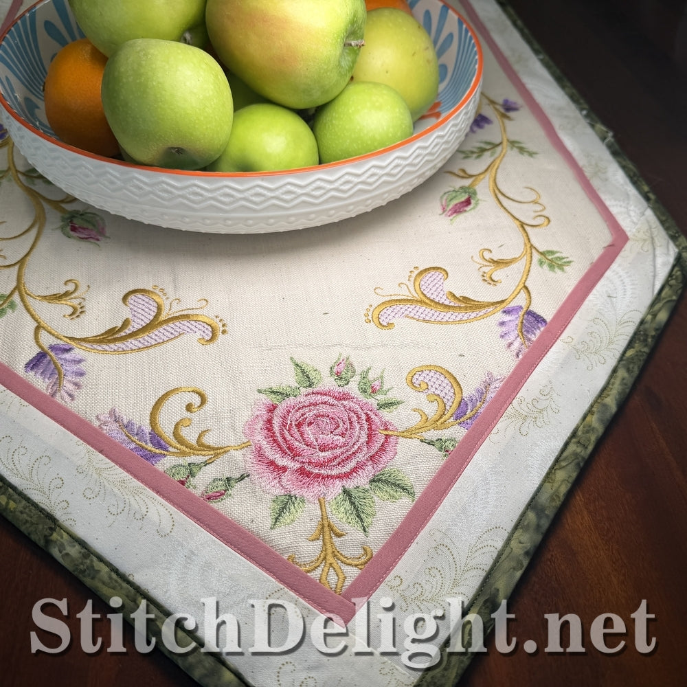 SDS3440 Royal Rose Runner