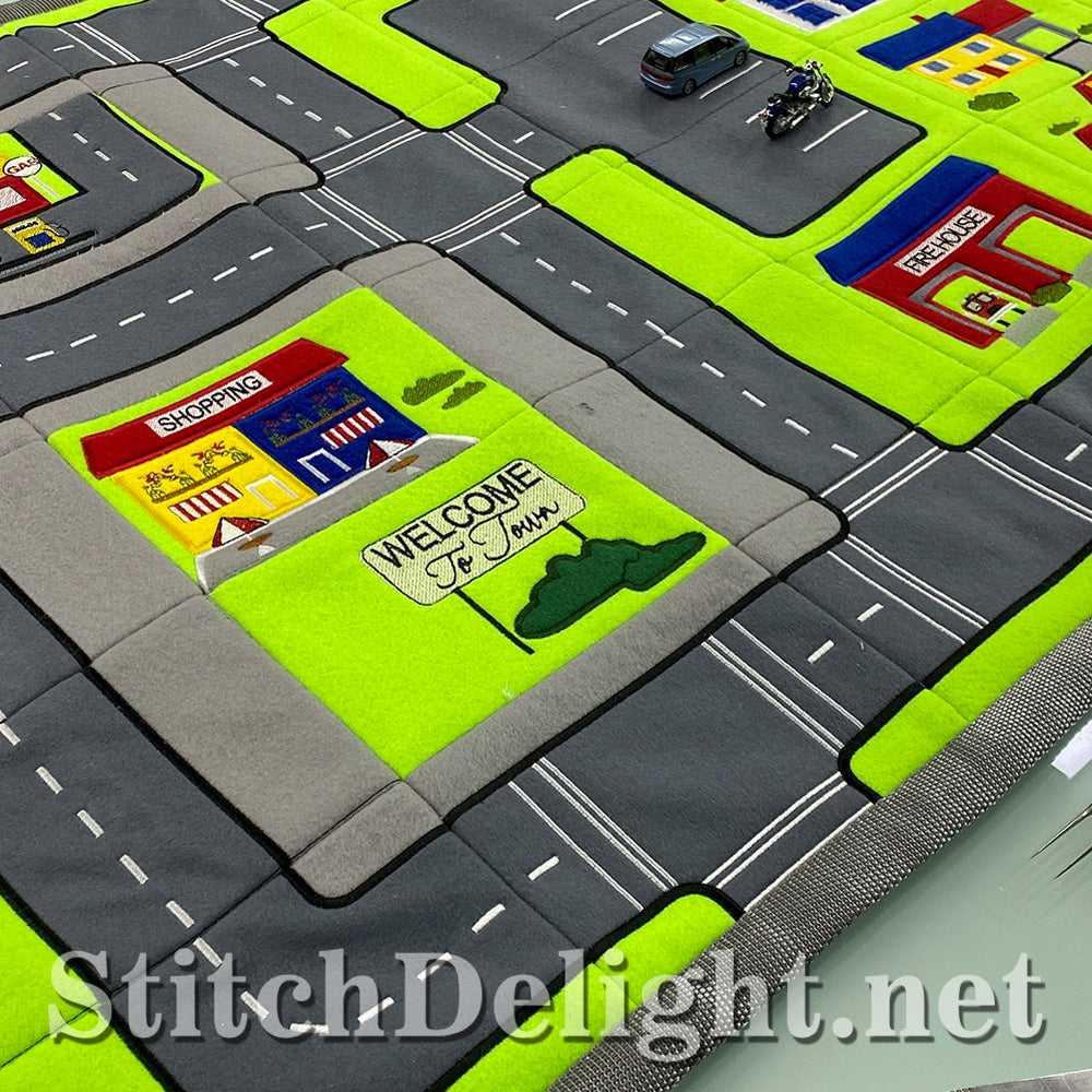 SDS3171 My Town Play Quilt