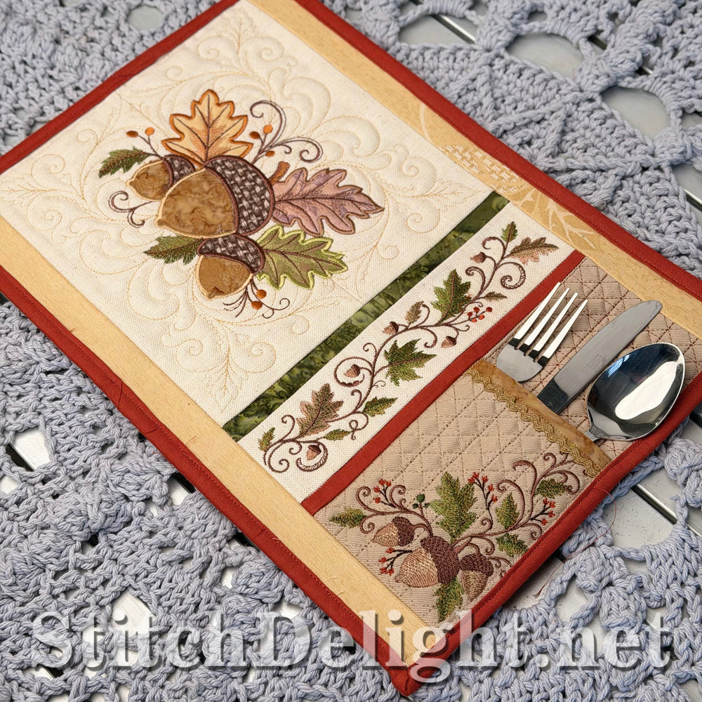 SDS3460 Autumn Acorns