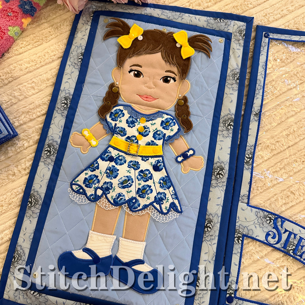 SDS4408 Stella's dress-up Quilt