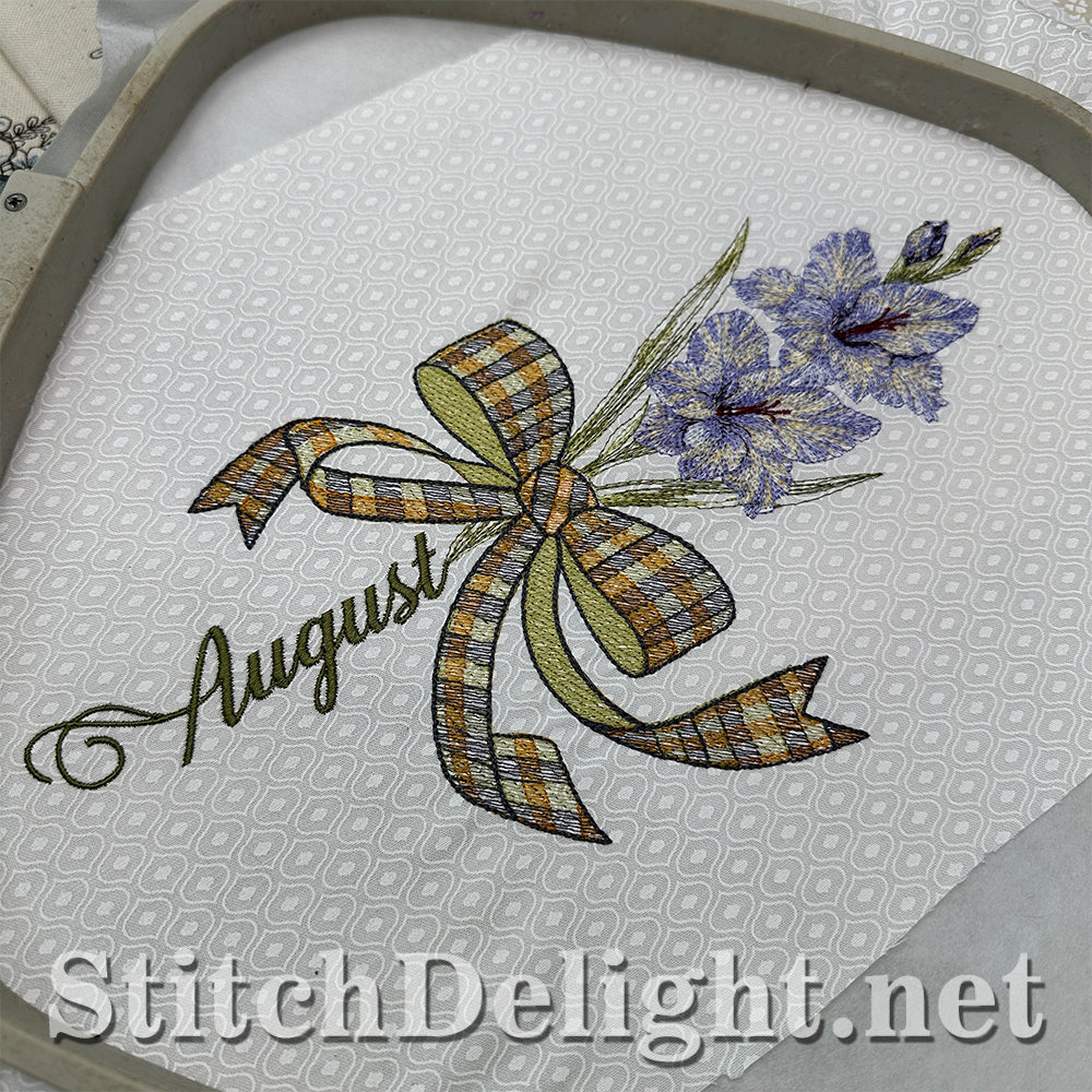 SDS4498 Gingham August Flower