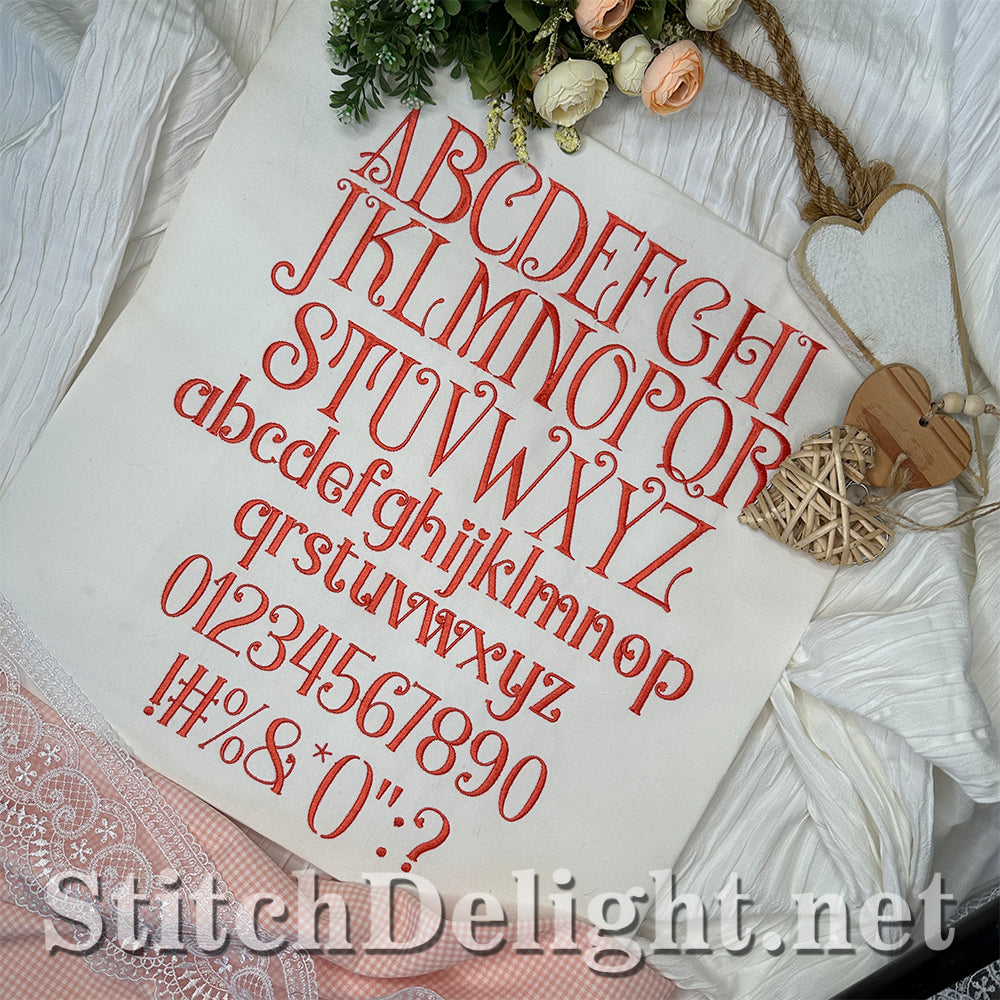 SDS4679 Scruffy Love Letter Font