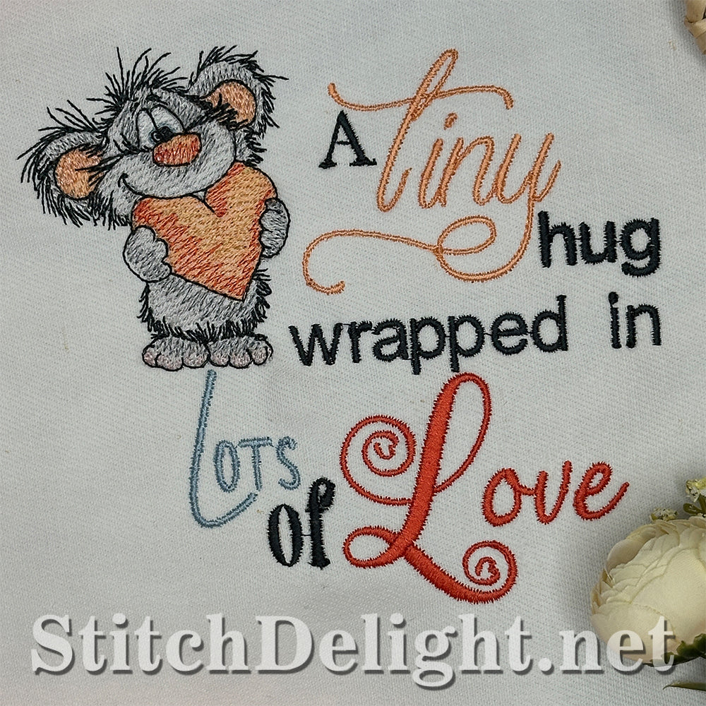 SDS4690 Big Heart Scruffy Bear