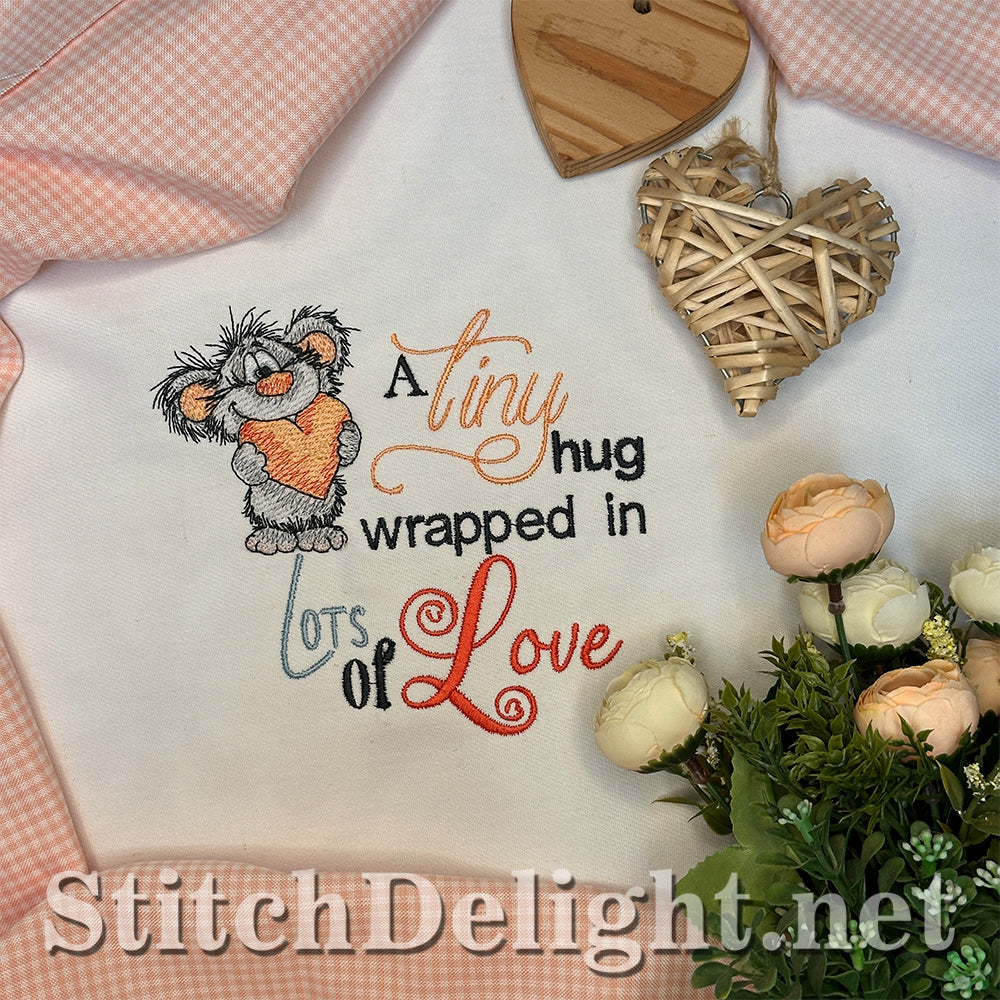 SDS4690 Big Heart Scruffy Bear