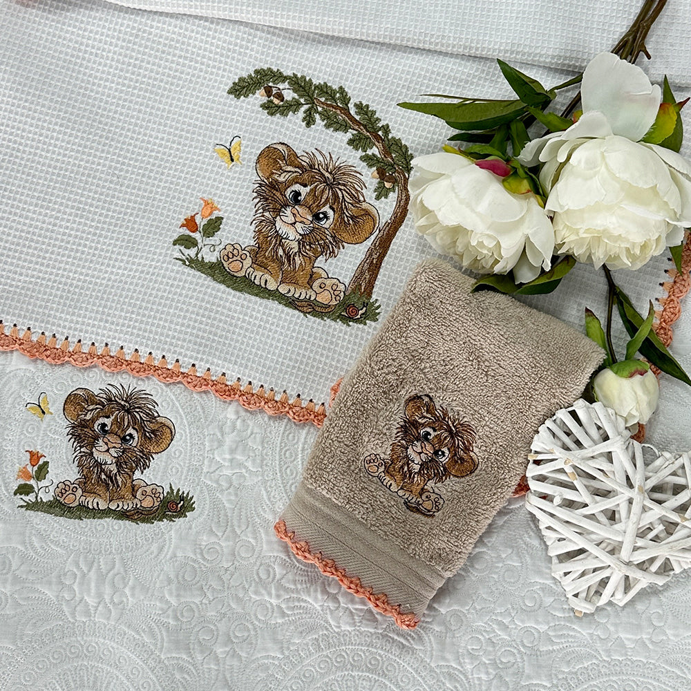 SDS4697 Little Woodland Dreams Lion